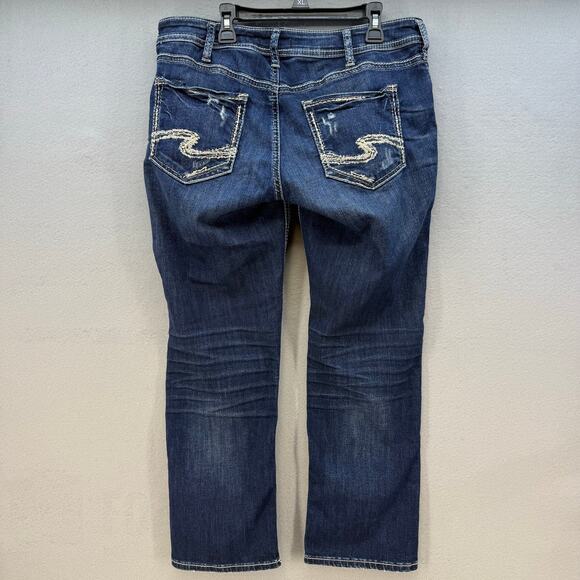 Silver Jeans Women's 30x22.5 (10) Dark Blue Suki Capris Distressed Preppy Summer - Picture 2 of 13